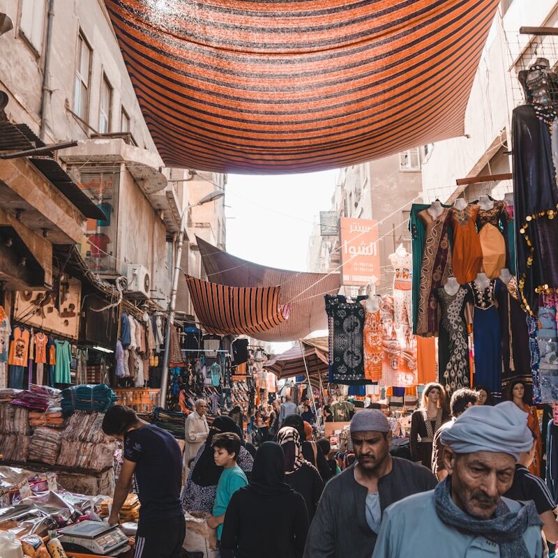 people between vendors